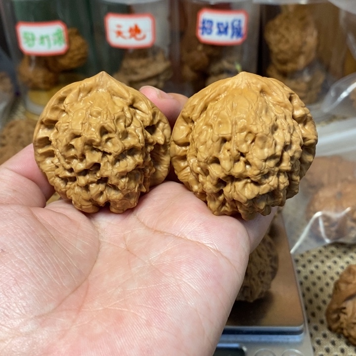 核桃手串/手链龙鼎狮子头47