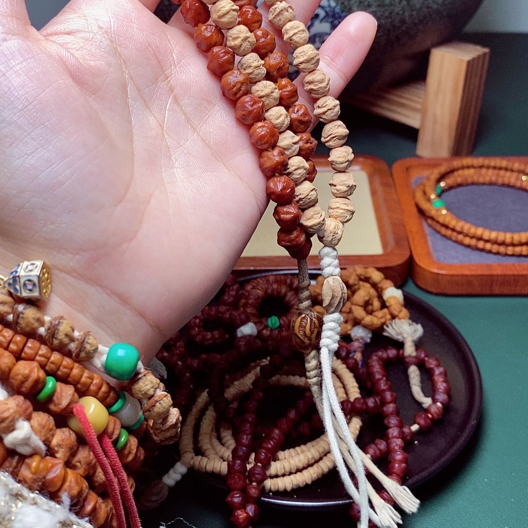 柏香籽/百香籽吊坠178.8