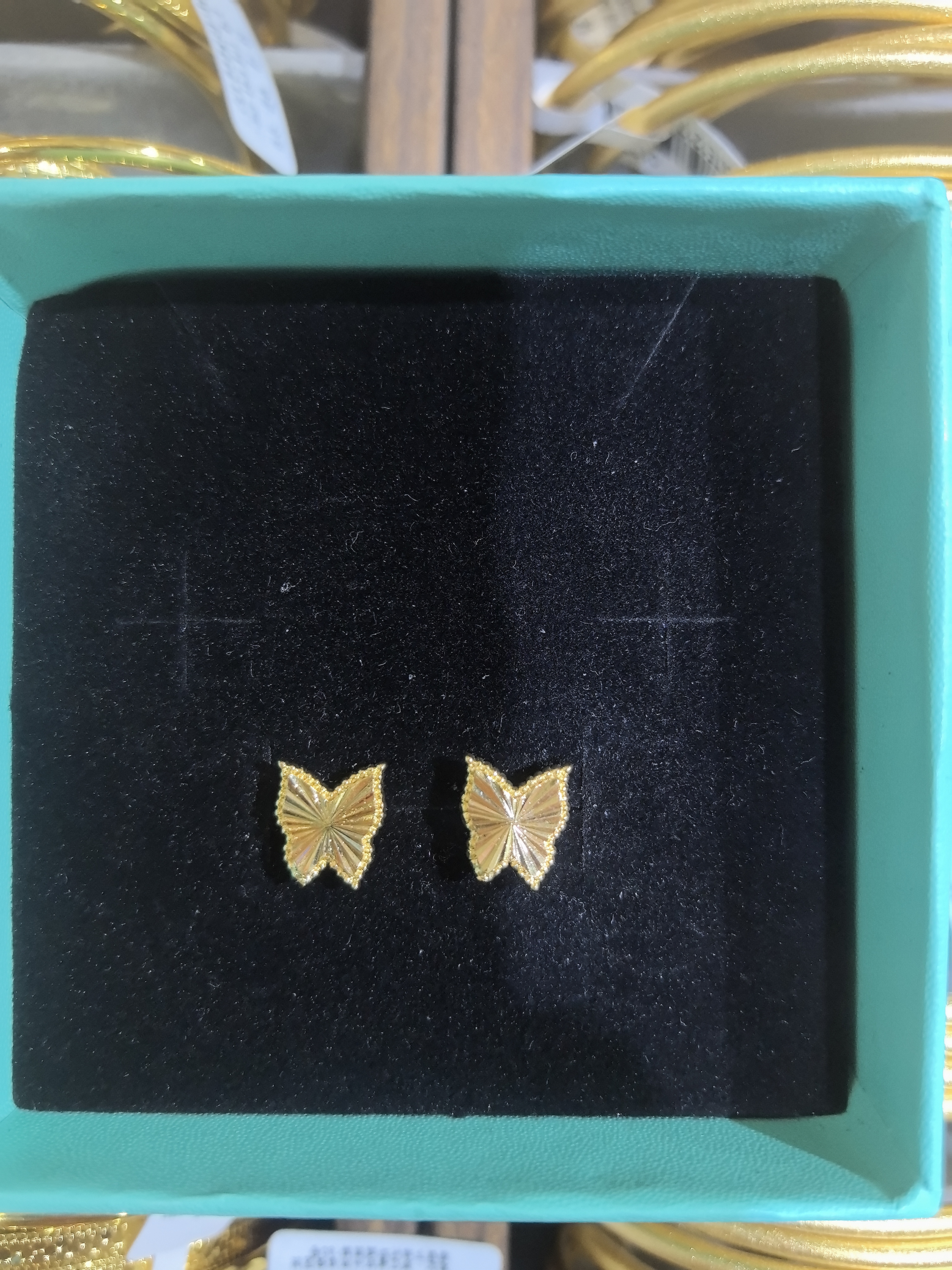 钛钢硅胶手链 翩翩起舞斜纹蝴蝶耳钉