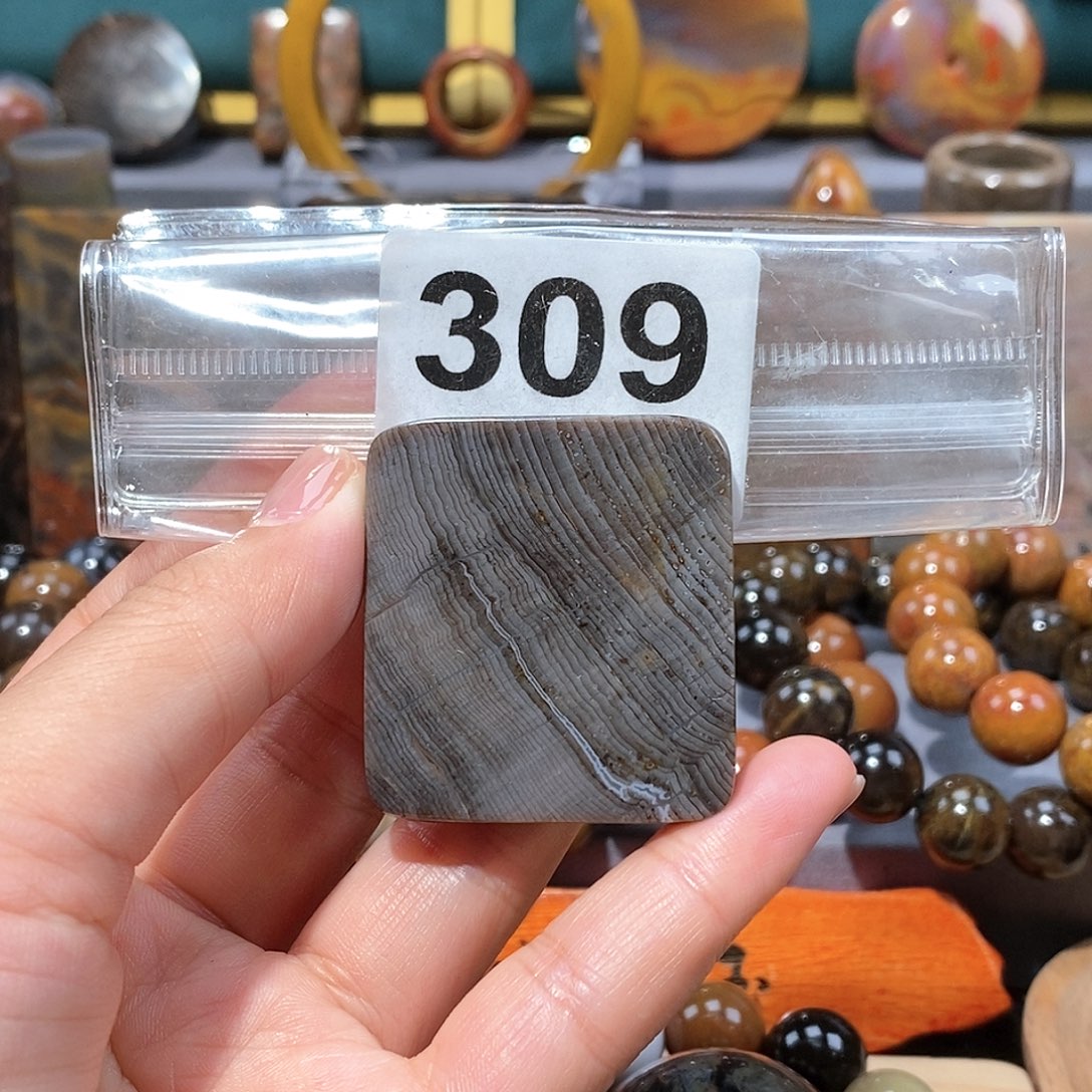 硅化玉天然北票硅化玉牌子未镶嵌