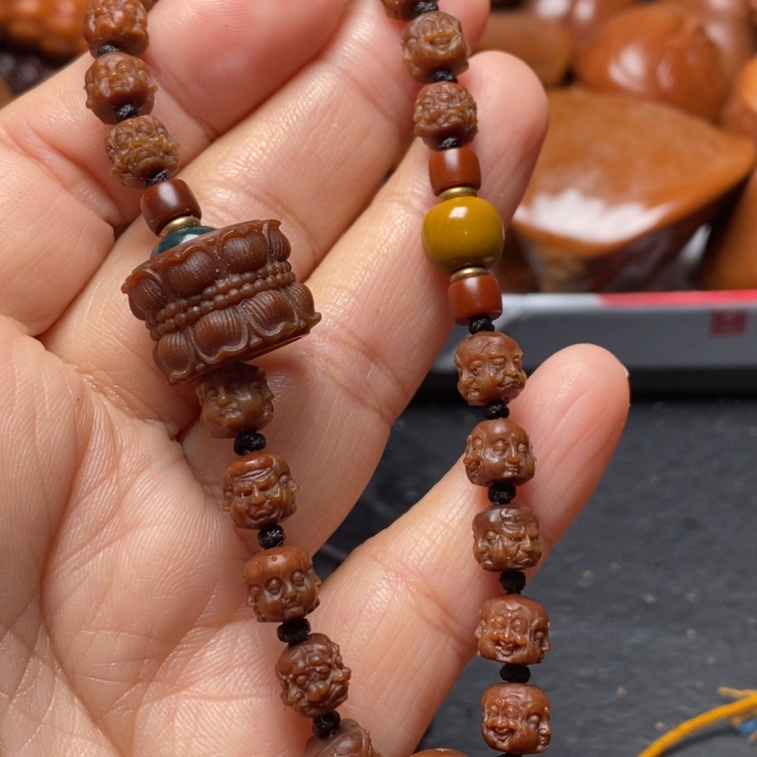 吊坠猴头核桃橄榄