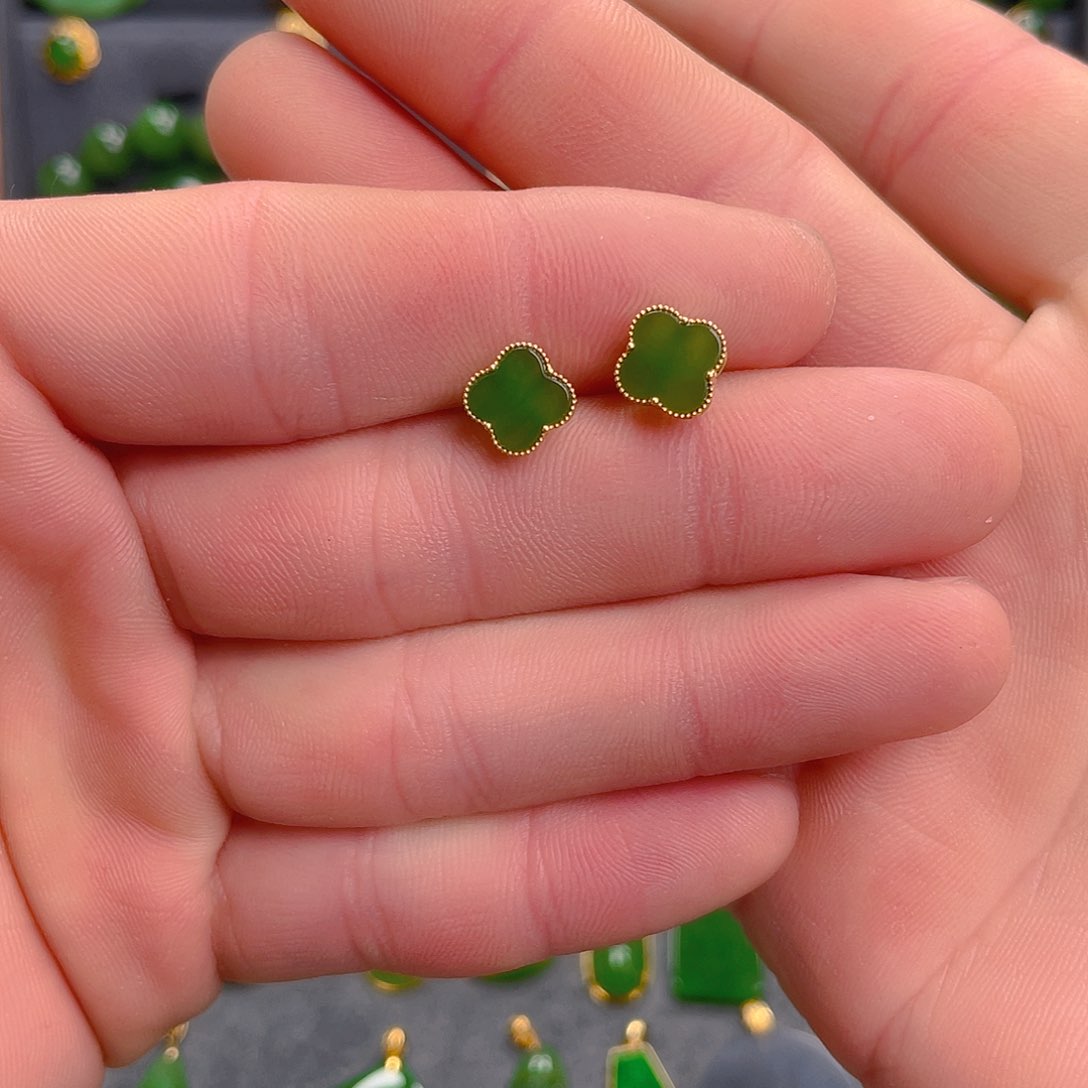 和田玉（碧玉）耳饰18K金镶嵌758