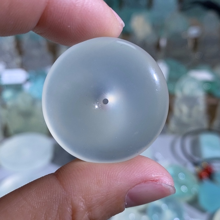 岫玉吊坠未镶嵌吊坠