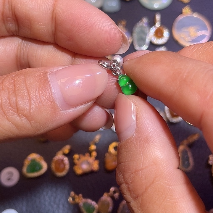 翡翠银S925镶嵌颈饰