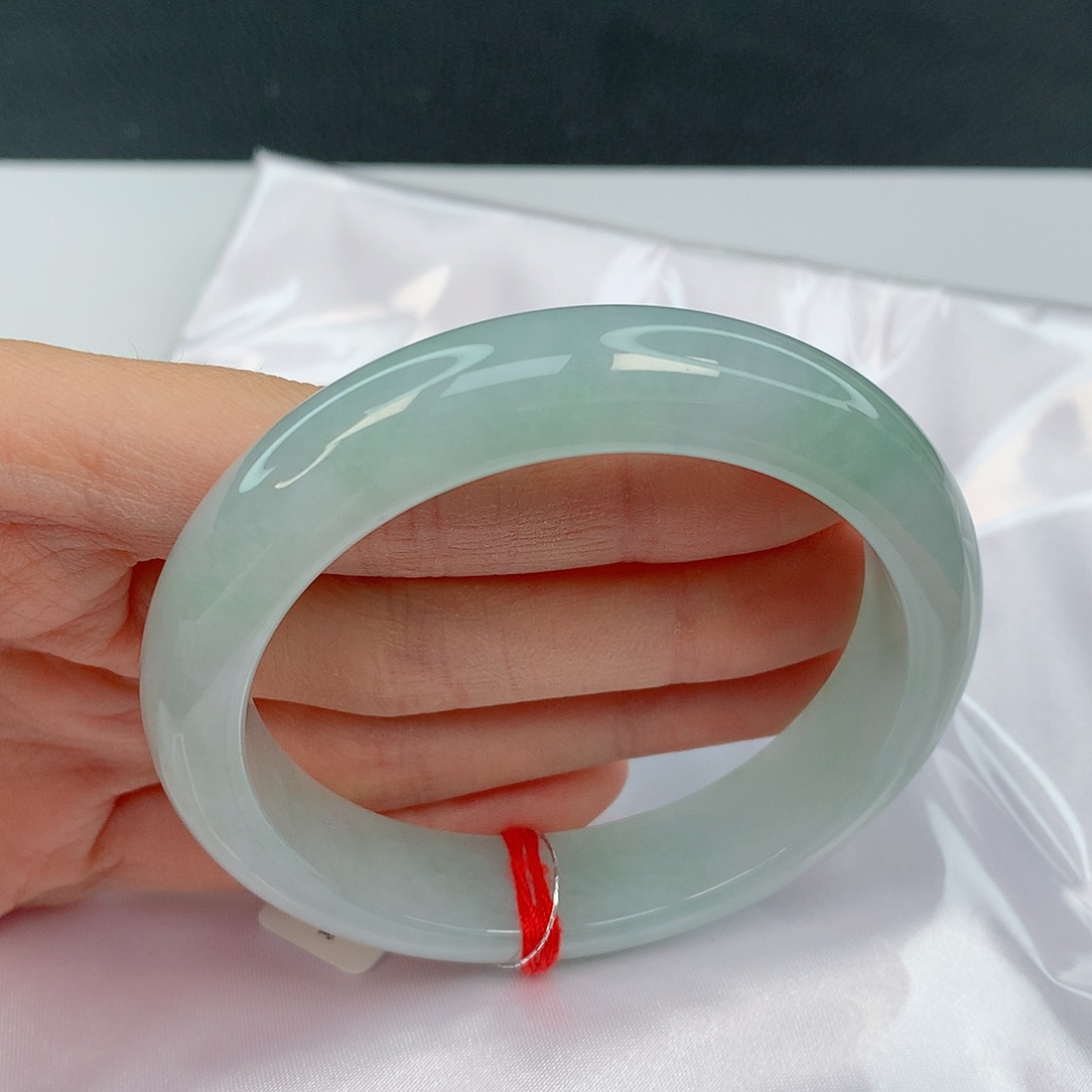 翡翠手镯未镶嵌57.1正圈晴绿种水好大方