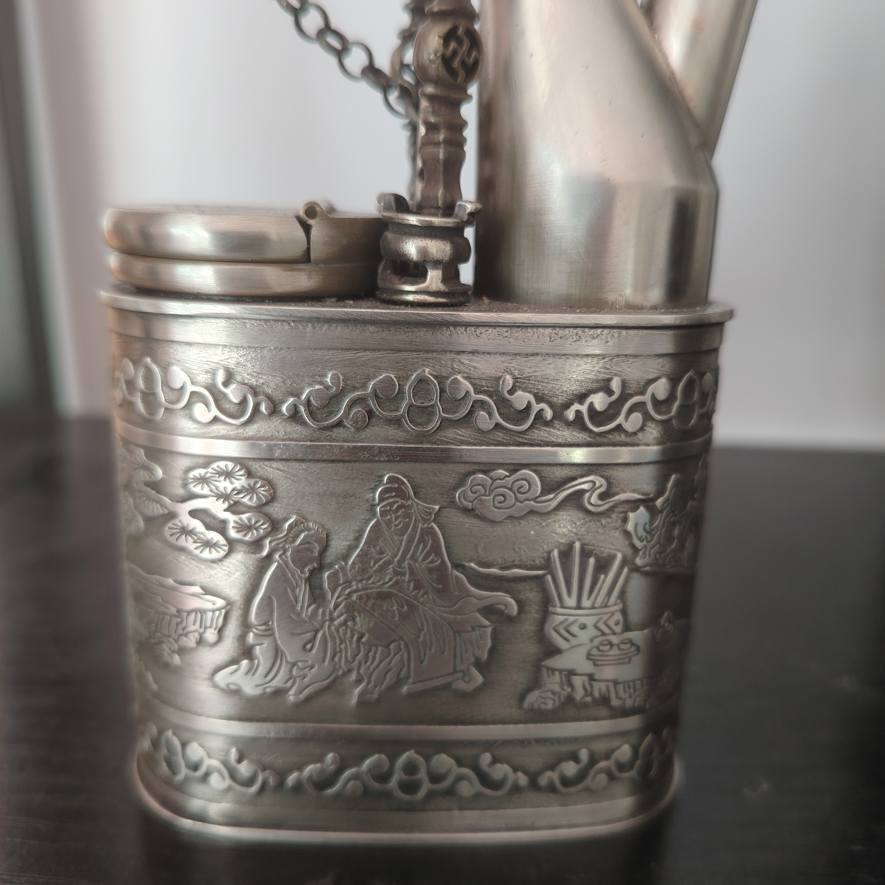 复古中号加重加厚家用密封手工圆壶工艺品创意雕刻水烟壶浮雕水壶