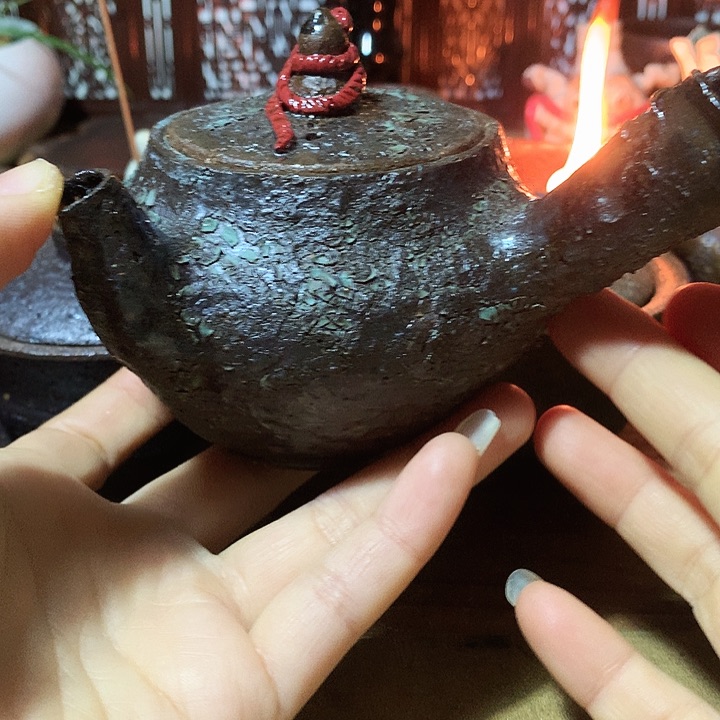 贵*兴景德镇陶瓷艺术叶里手作壶