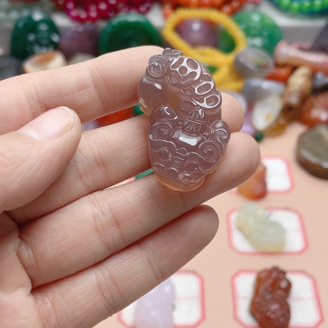 玛瑙/玉髓颈饰合金凤**天