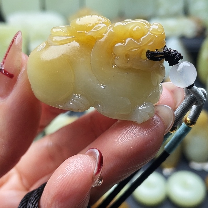 和田玉（糖玉）未镶嵌颈饰