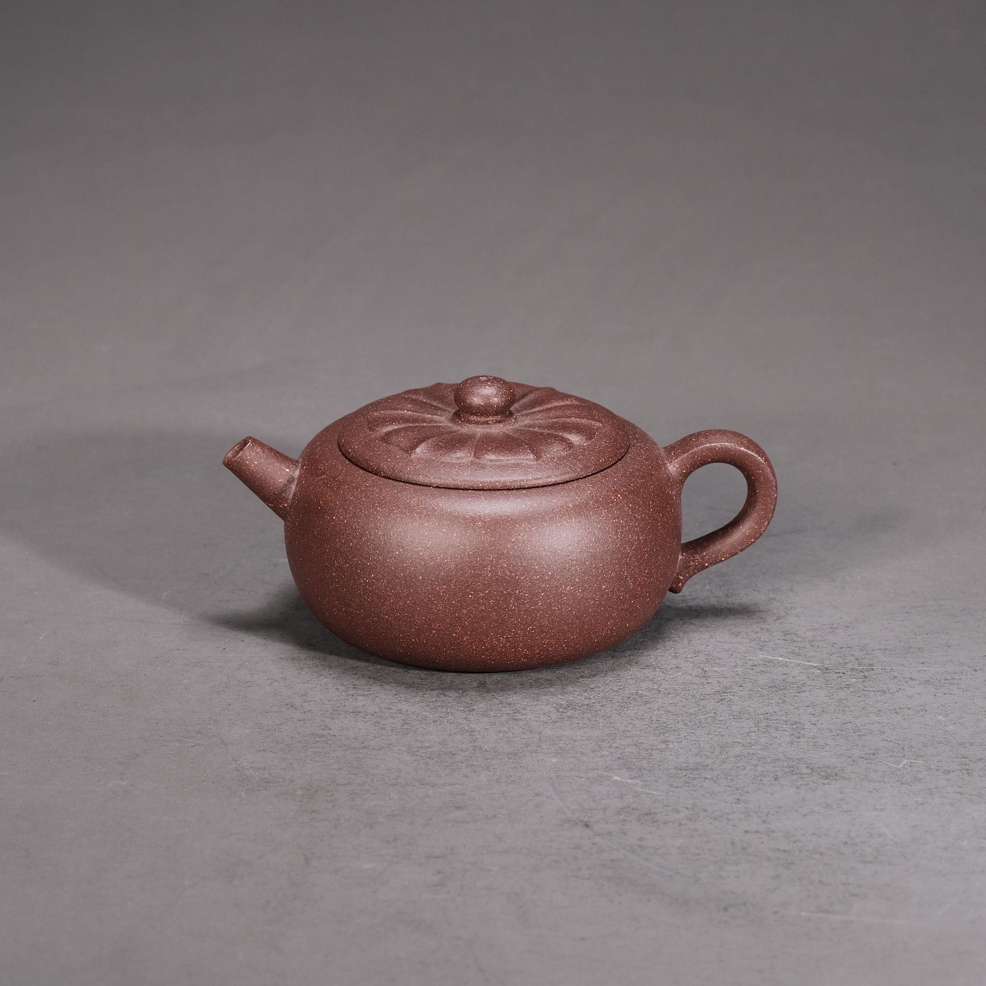 【宜子孙】莲蒲睿智壶陈信卿.紫泥.容量140cc