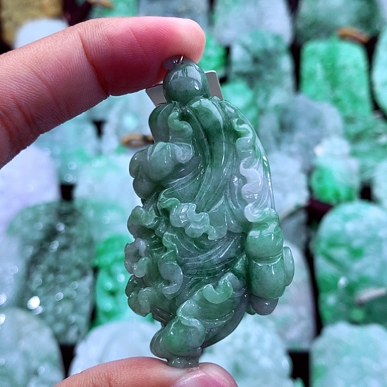 翡翠未镶嵌吊坠(不含链)