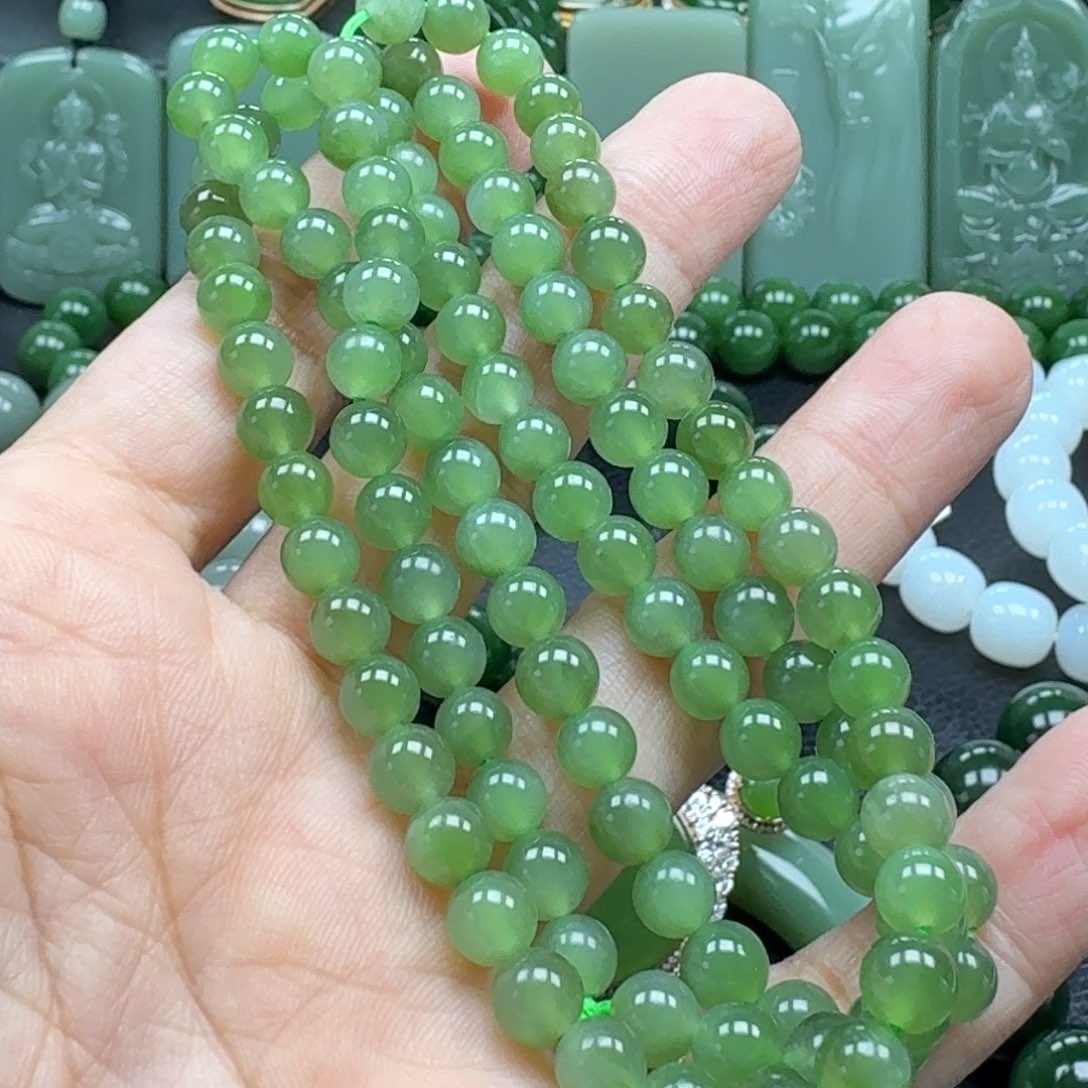 A***n和田玉未镶嵌手链