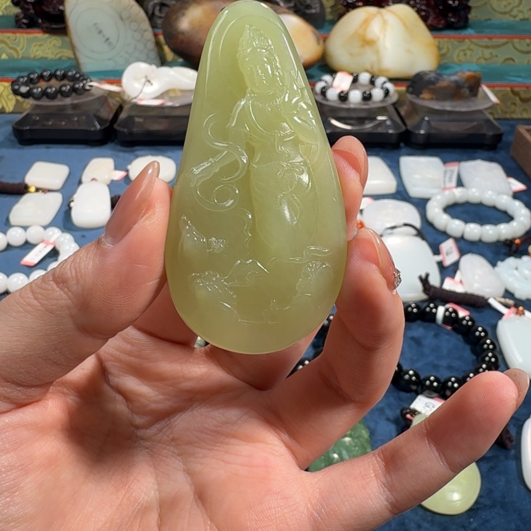 和田玉未镶嵌吊坠(不含链)