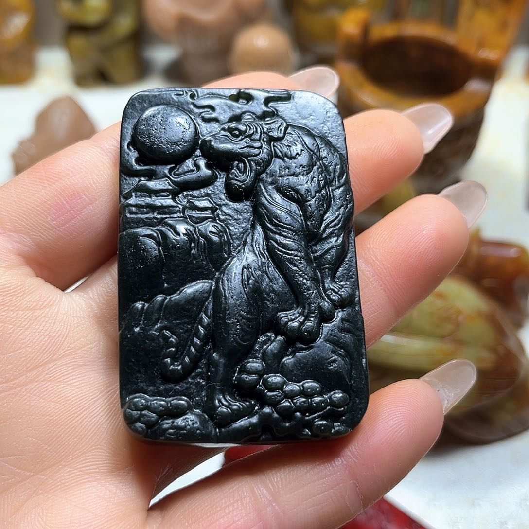 白玉菩提吊坠白玉菩提吊坠