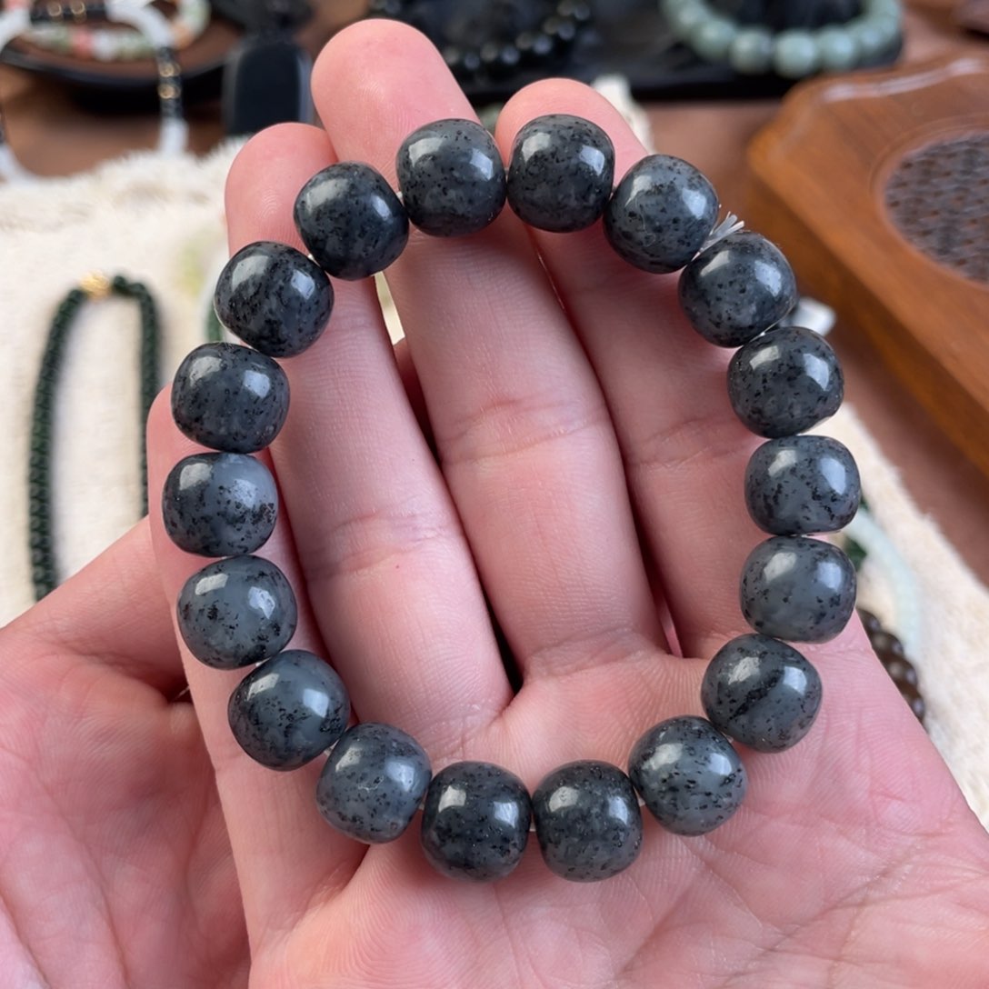 未镶嵌手串和田玉