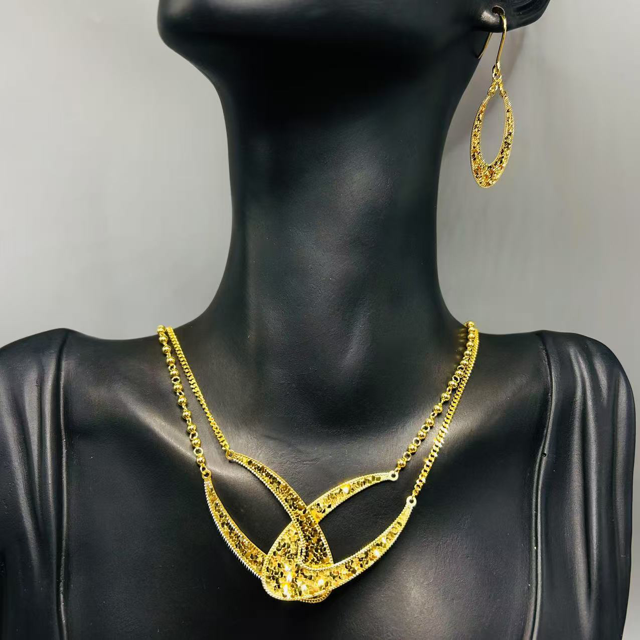 A播 18.84g 足金999 套链e