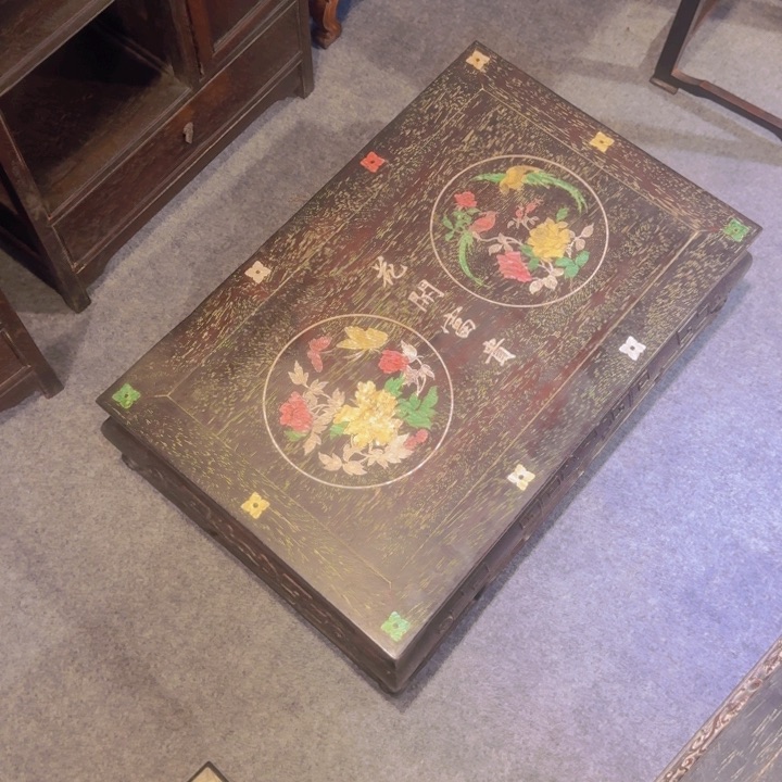 贡木香*是桌得得得得得呃