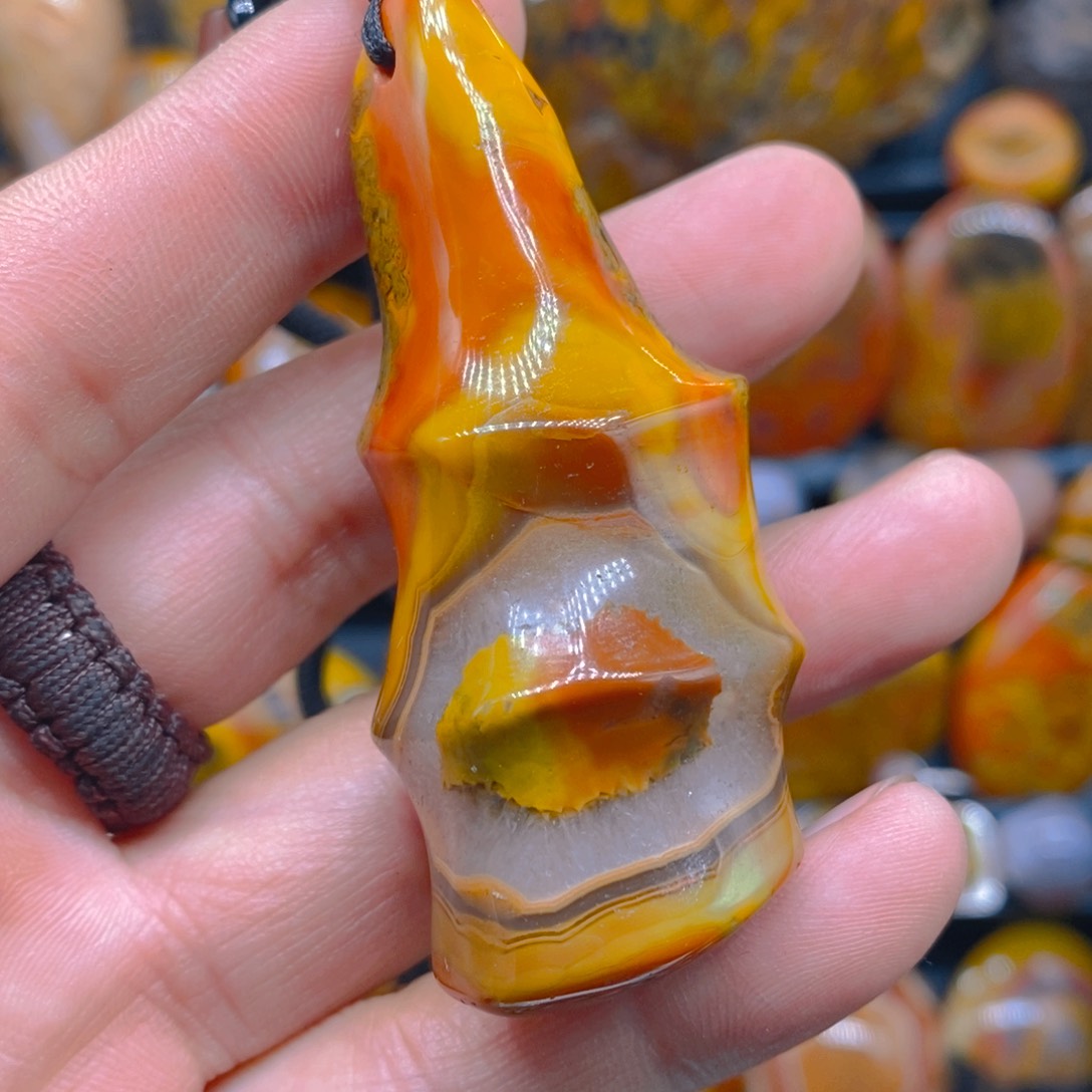 玛瑙/玉髓颈饰未镶嵌