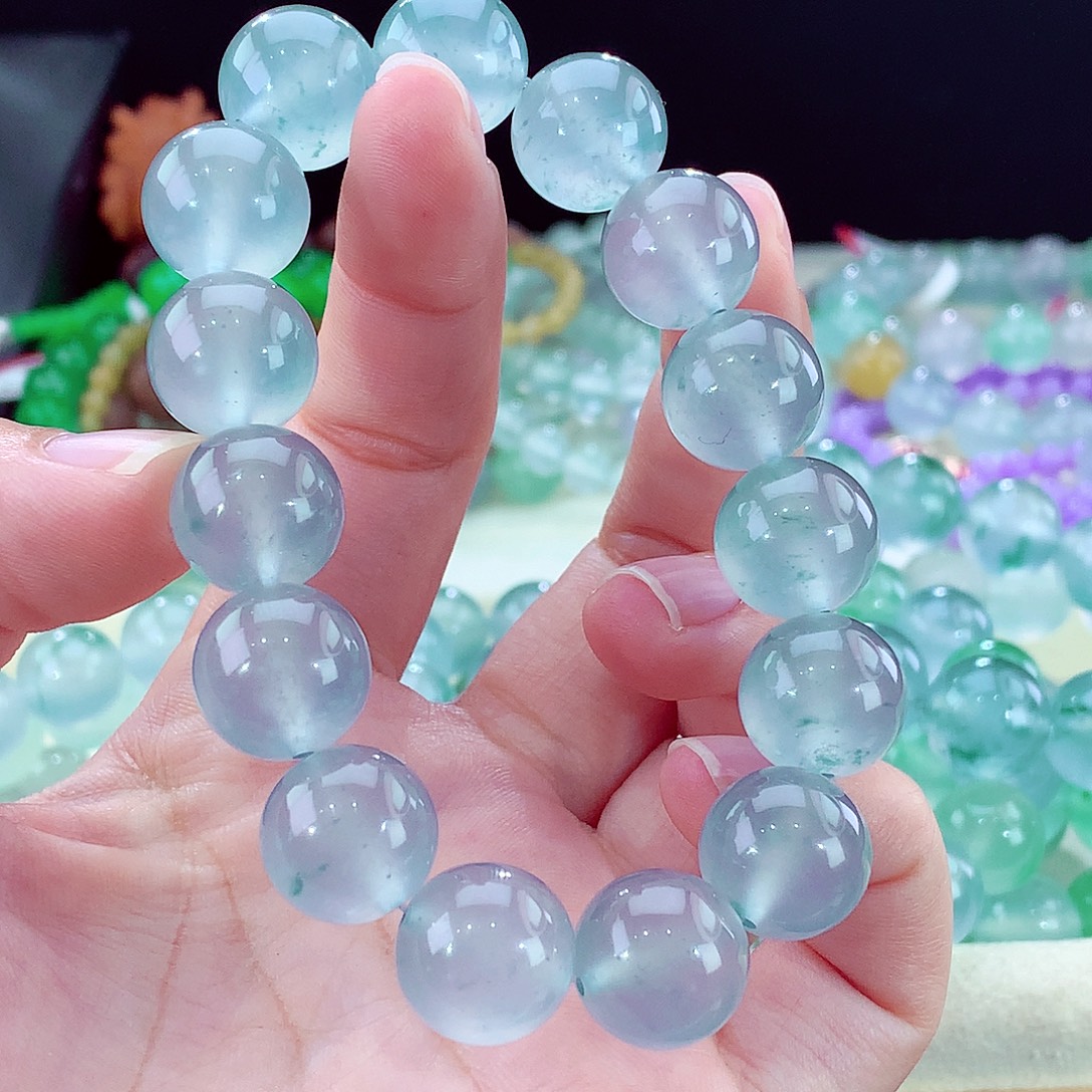 翡翠未镶嵌手链天空蓝