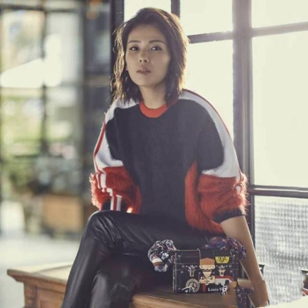 妃鱼/路易威登/丝缎、羊毛、亮片/上衣/95新/凡1/22