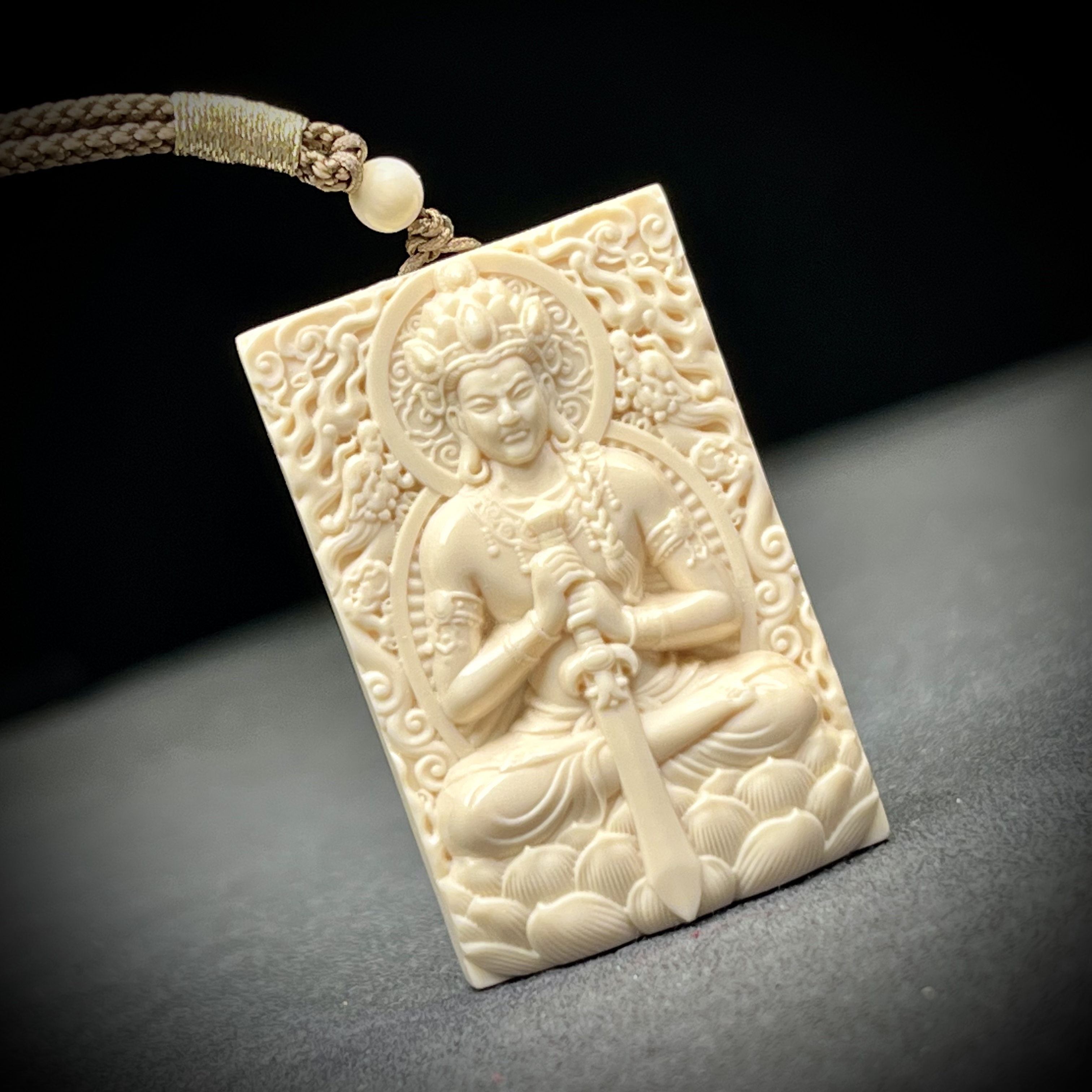 D05-7天然猛犸牙不动冥王鸡 29×44mm支持鉴定 假一罚四