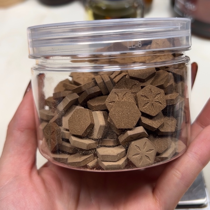沉香碎屑沉香白棋➕虫漏熏香片100g