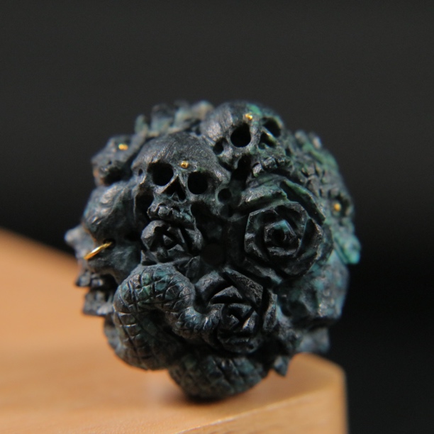 原矿绿松石雾霾蓝恶灵鼓珠 尺寸22.6×13mm，重8.8g