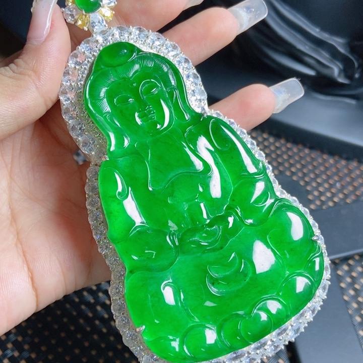 翡翠颈饰银S925镶嵌           