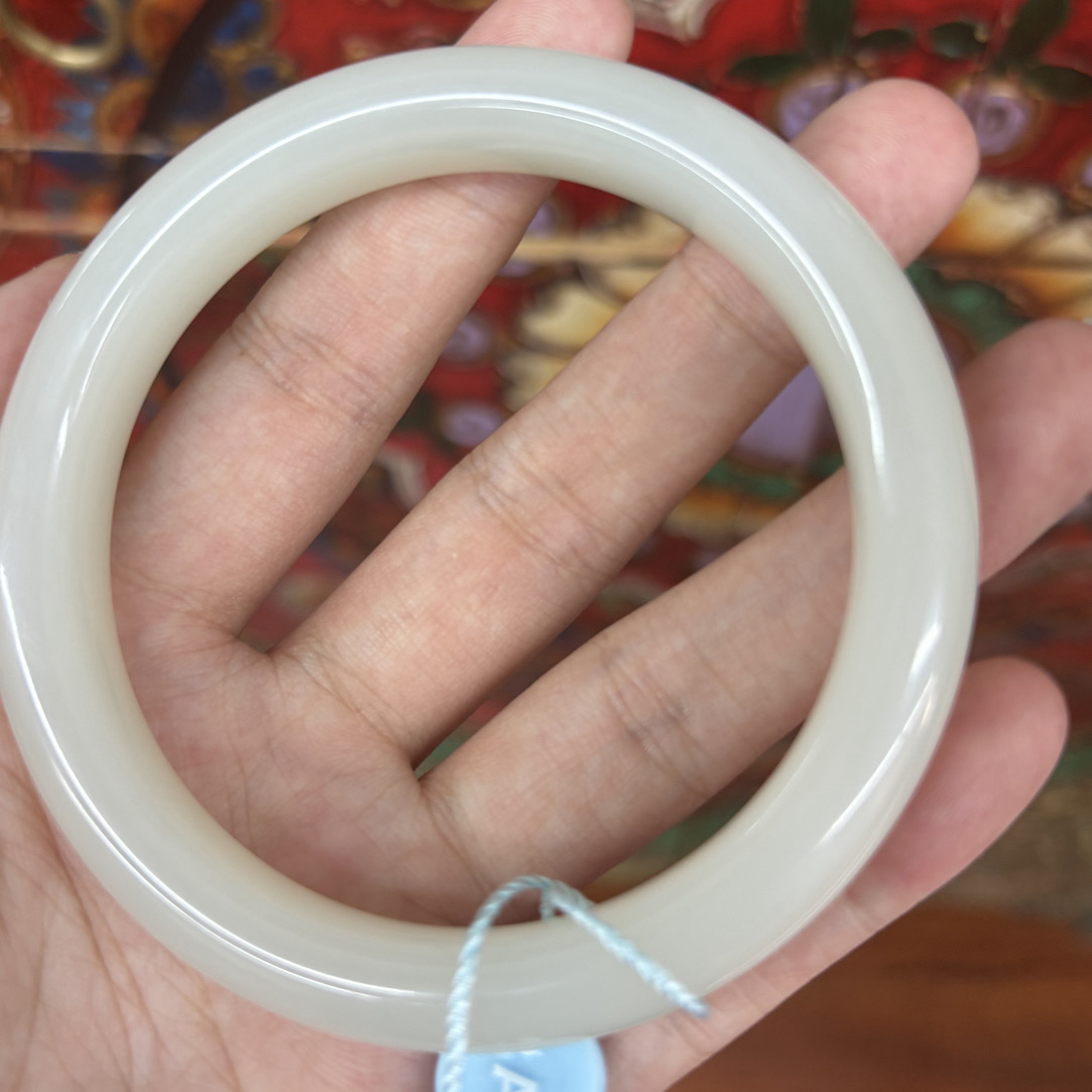 082277LB和田玉青海料蜂蜜水手镯圈口62.9mm克重64g