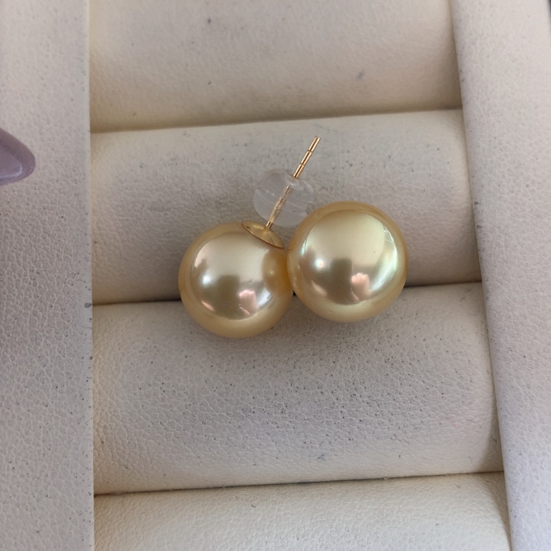 海水珍珠耳饰18K金镶嵌