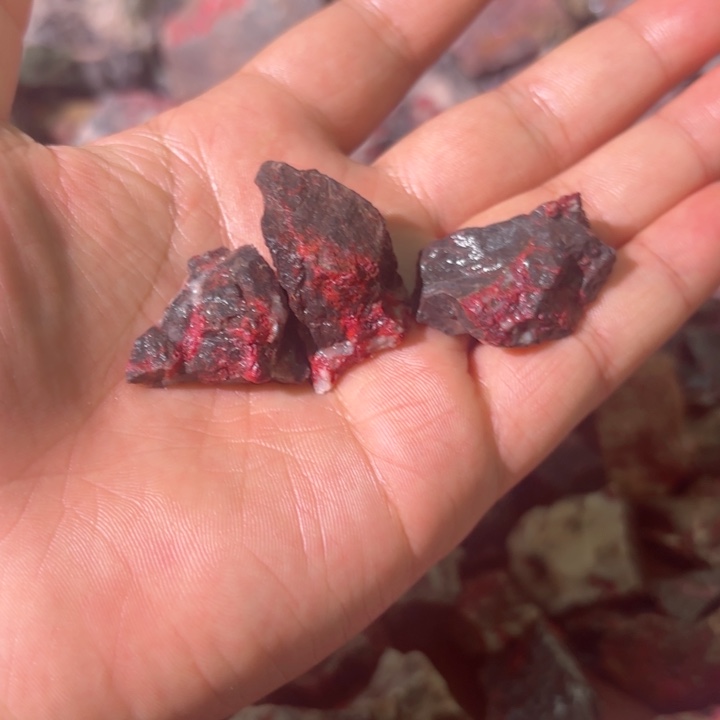 天然辰砂天然朱砂