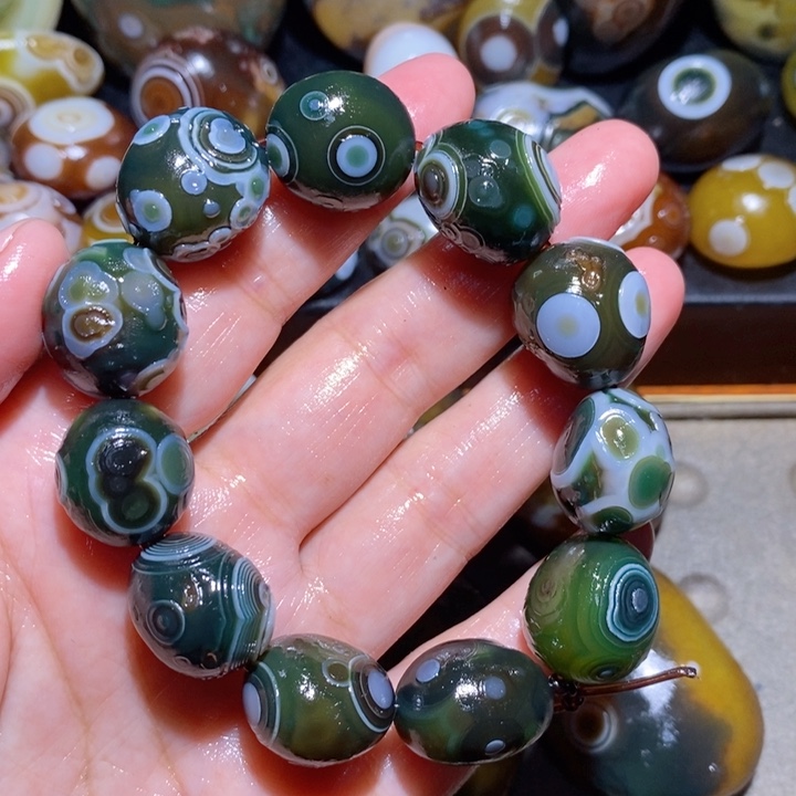未镶嵌玛瑙/玉髓珠宝半成品97