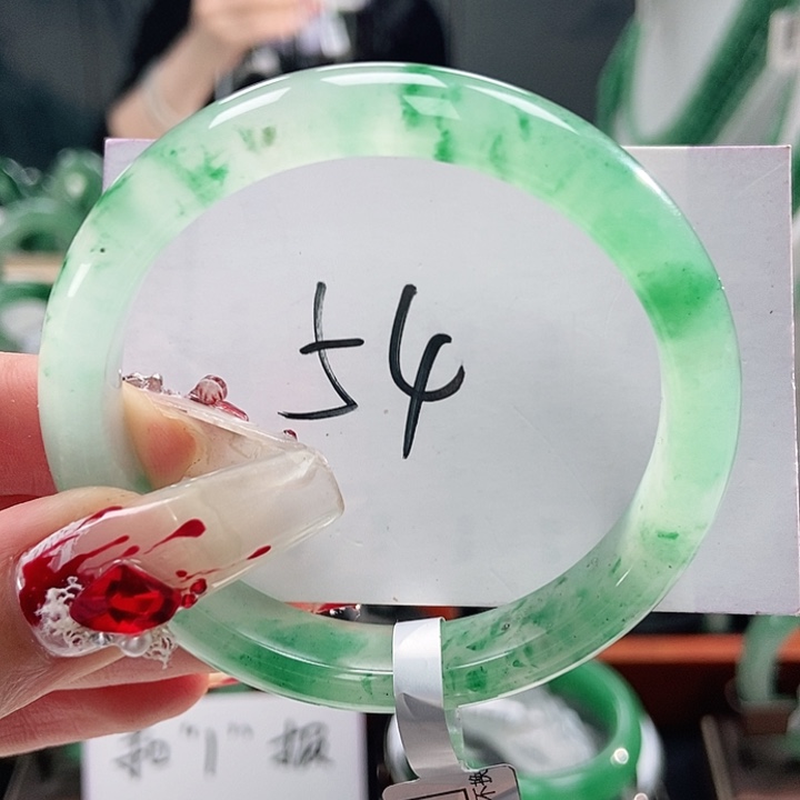 石英质玉手镯未镶嵌天然A货非洲翠手镯