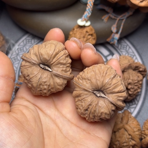 文玩核桃吊坠南瓜蹲