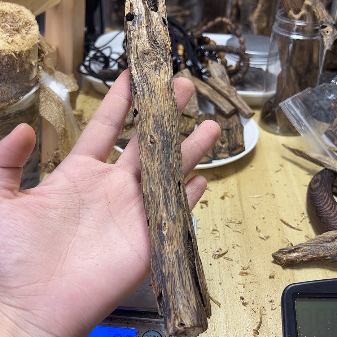 木绿奇楠虫漏33克