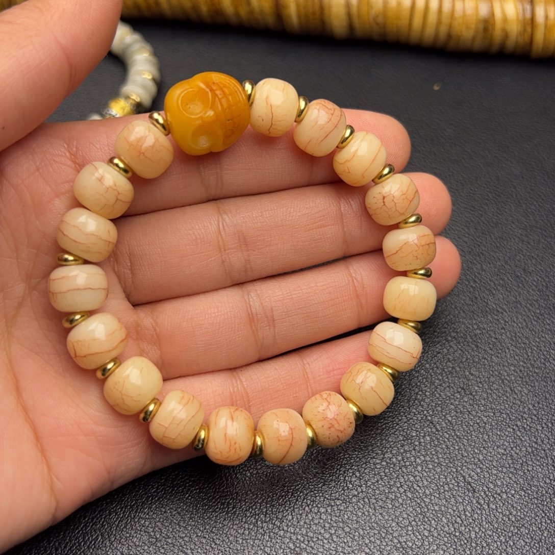 夏***y泥塑藏式风格小配饰