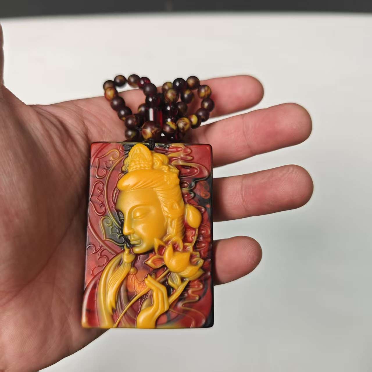 龙涎雕刻观音吊坠 男女款001