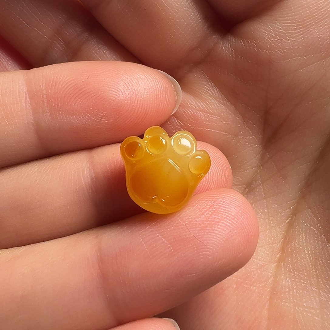 蜜蜡颈饰未镶嵌熊掌（打孔不退换）