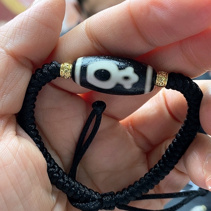 玛瑙/玉髓颈饰合金