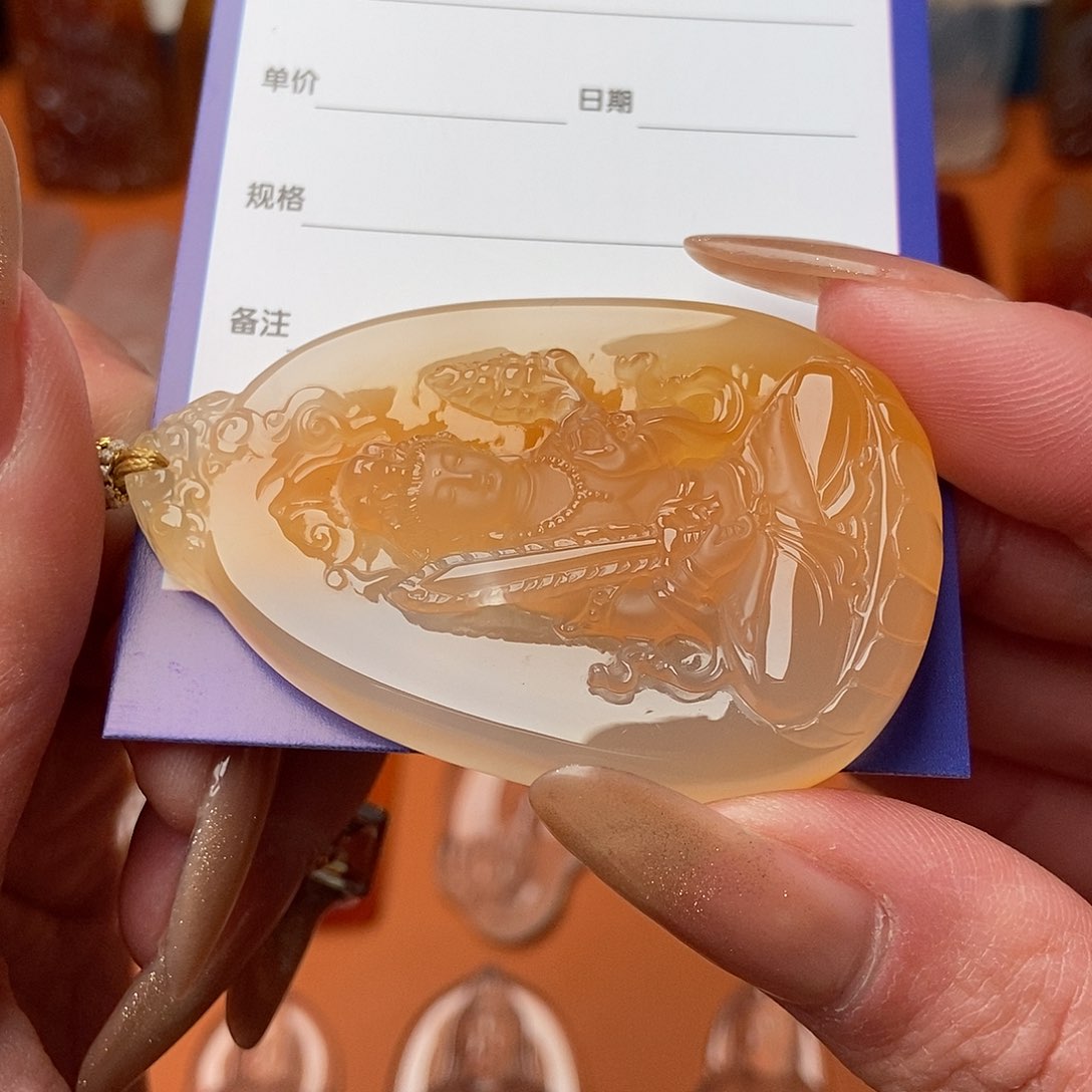 玛瑙/玉髓颈饰未镶嵌温*酒