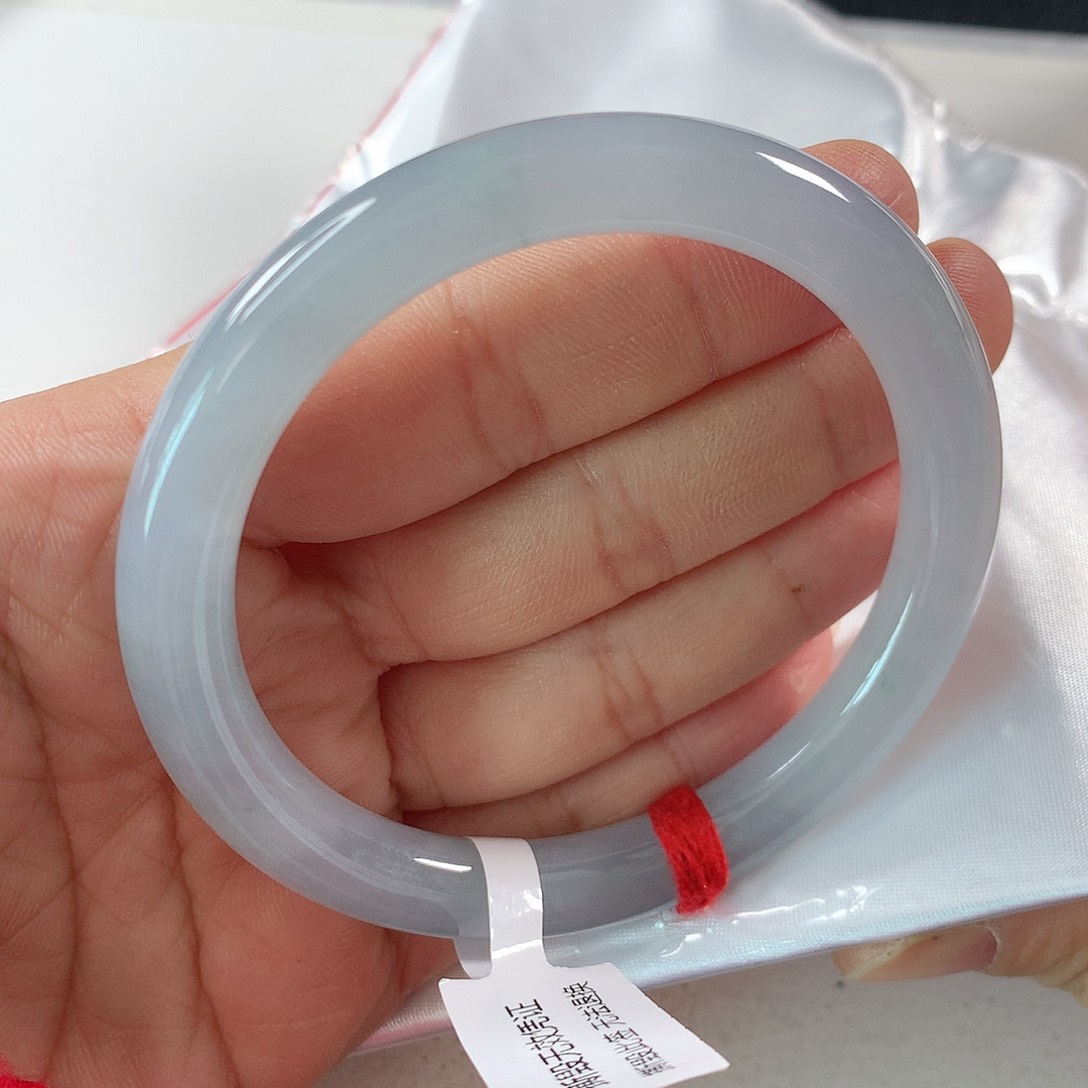 翡翠手镯未镶嵌①③⑨