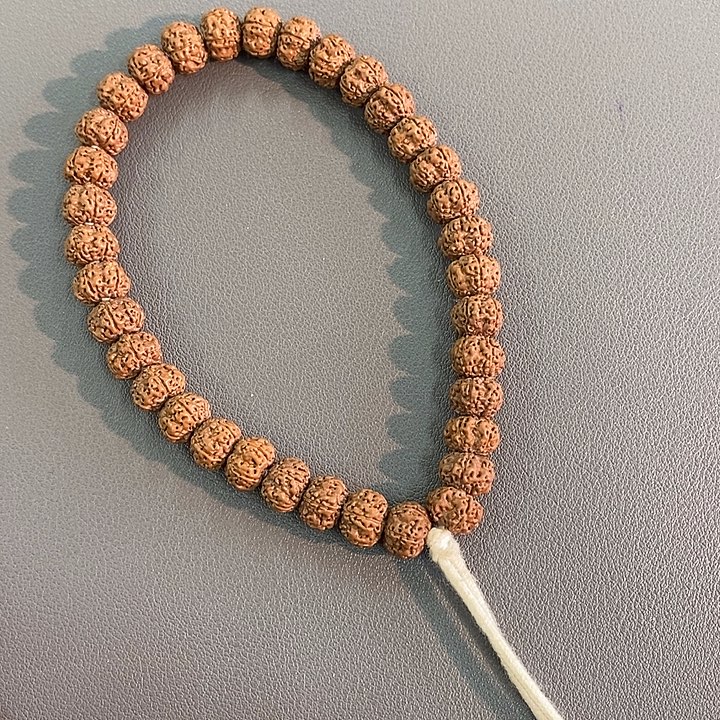 文玩核桃手串9.3mm平细