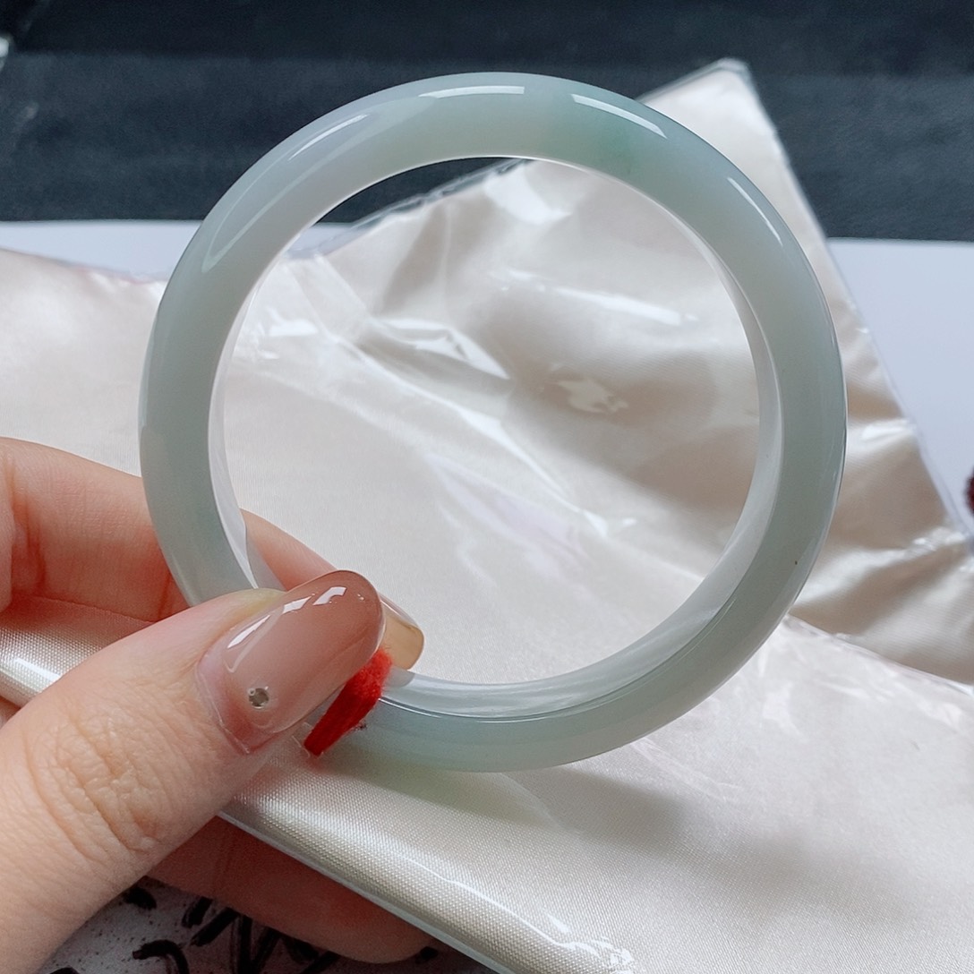 【闪购商品】未镶嵌手镯翡翠480号