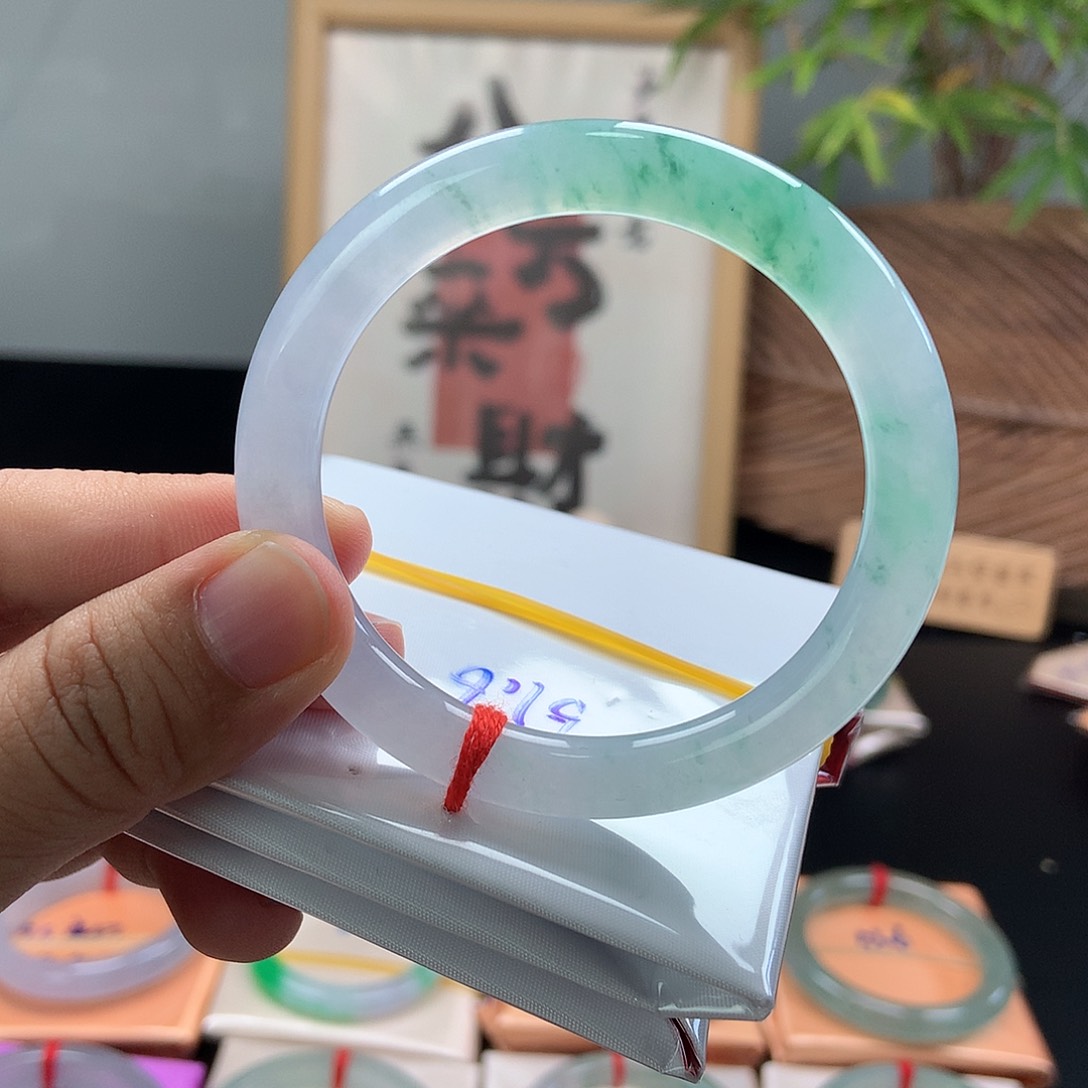 翡翠手镯未镶嵌7号