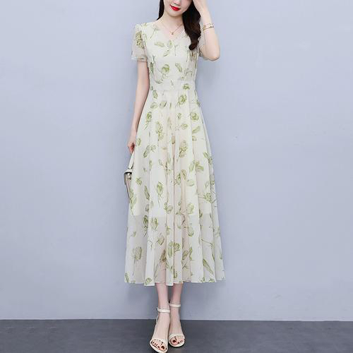 221-230时尚百搭工厂店碎花裙