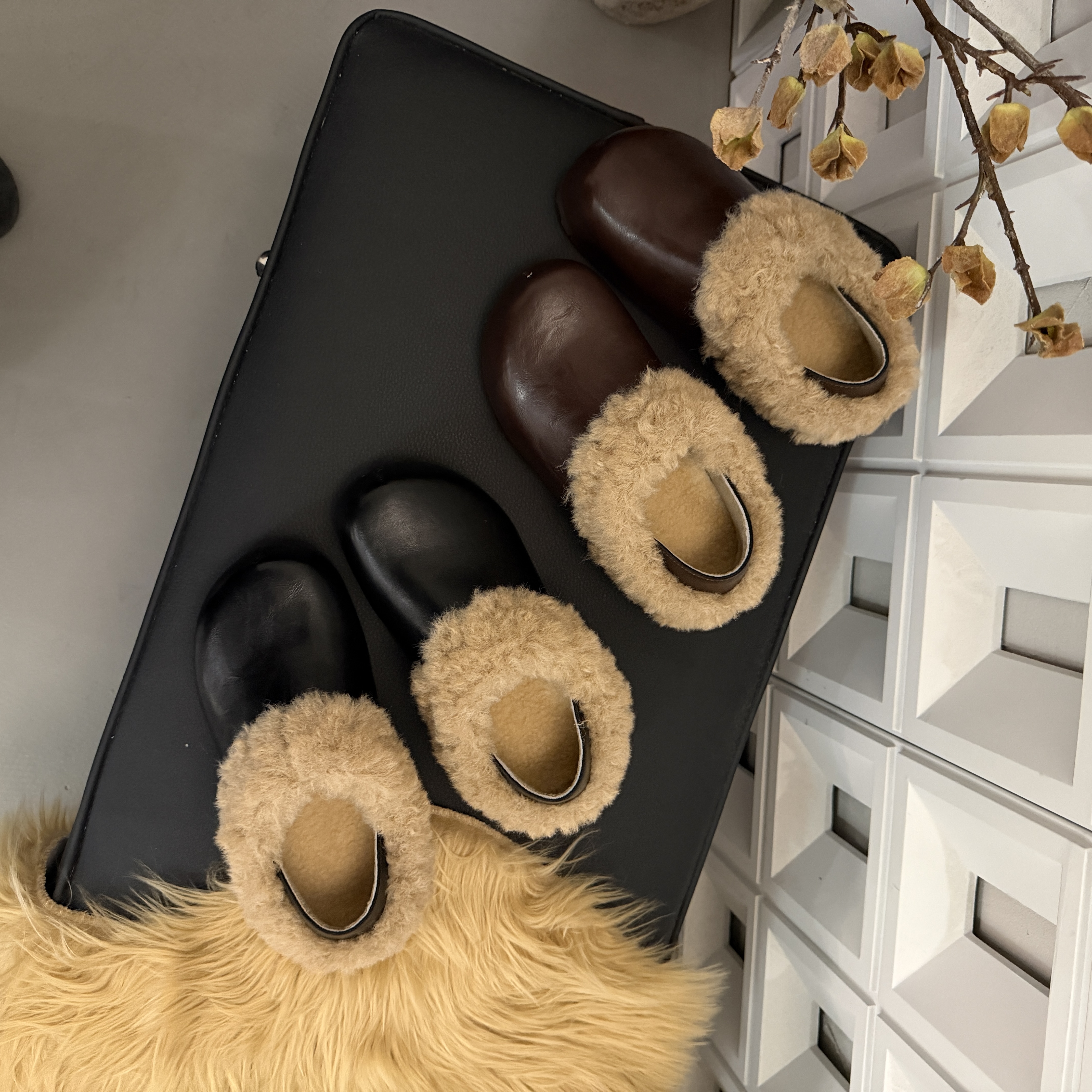 2025新款加绒勃肯鞋毛毛拖鞋女冬季外穿百搭平底增高一脚蹬懒人拖