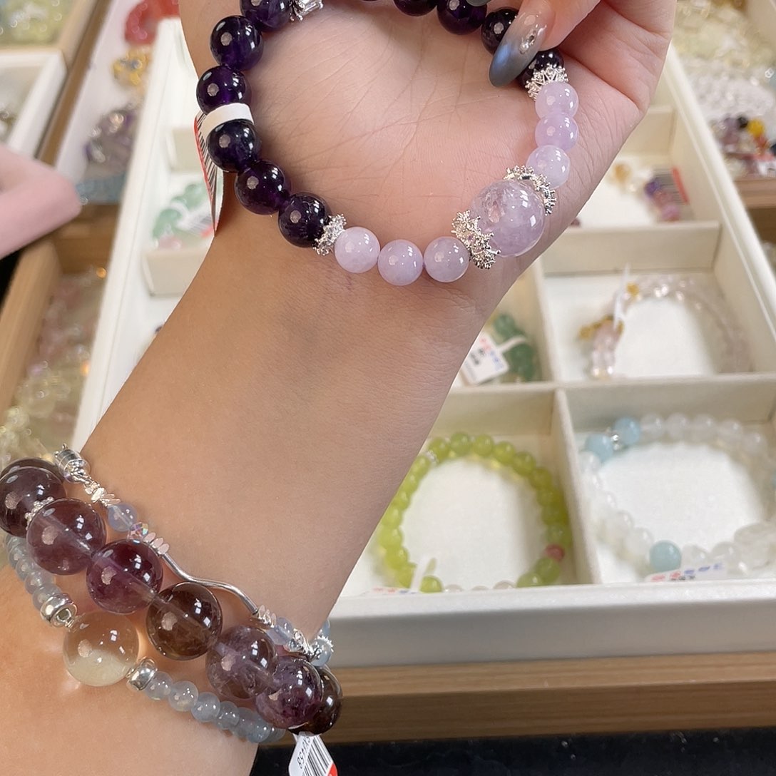 M***马水晶手链未镶嵌多样性发货233