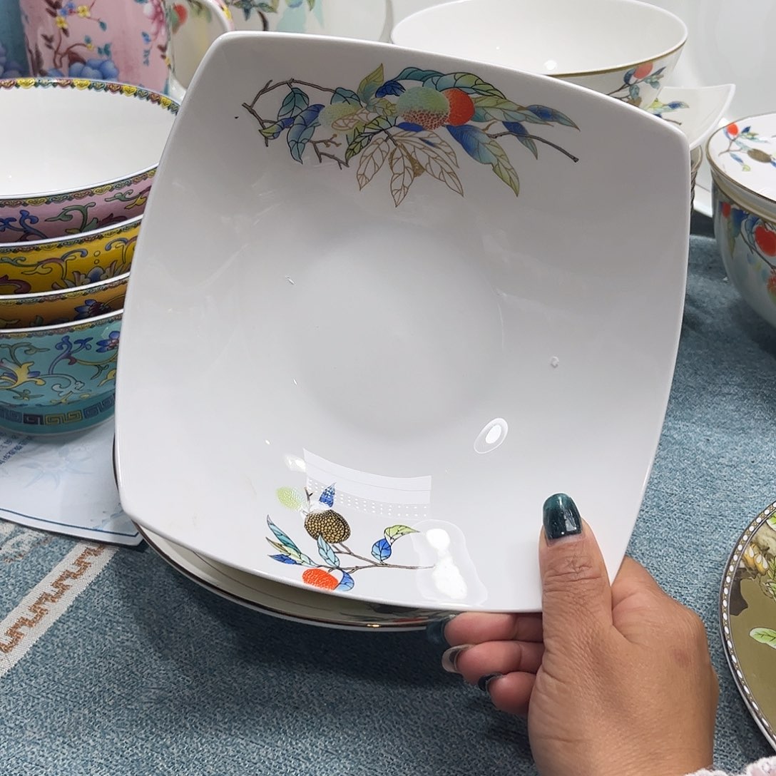 瓷片荔枝七寸方盘两个