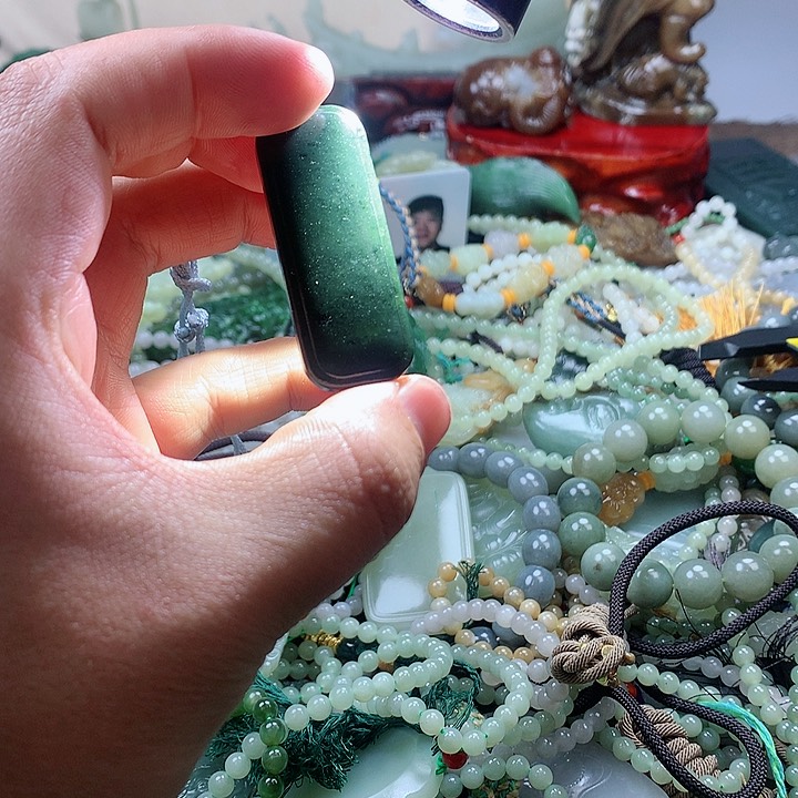 未镶嵌和田玉挂件