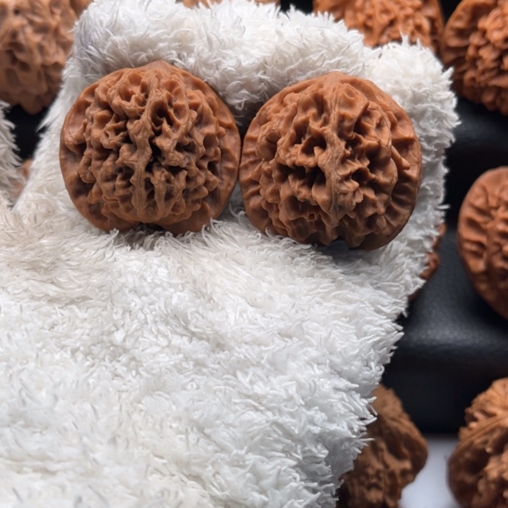 文玩核桃把件秦野有黄不退换35